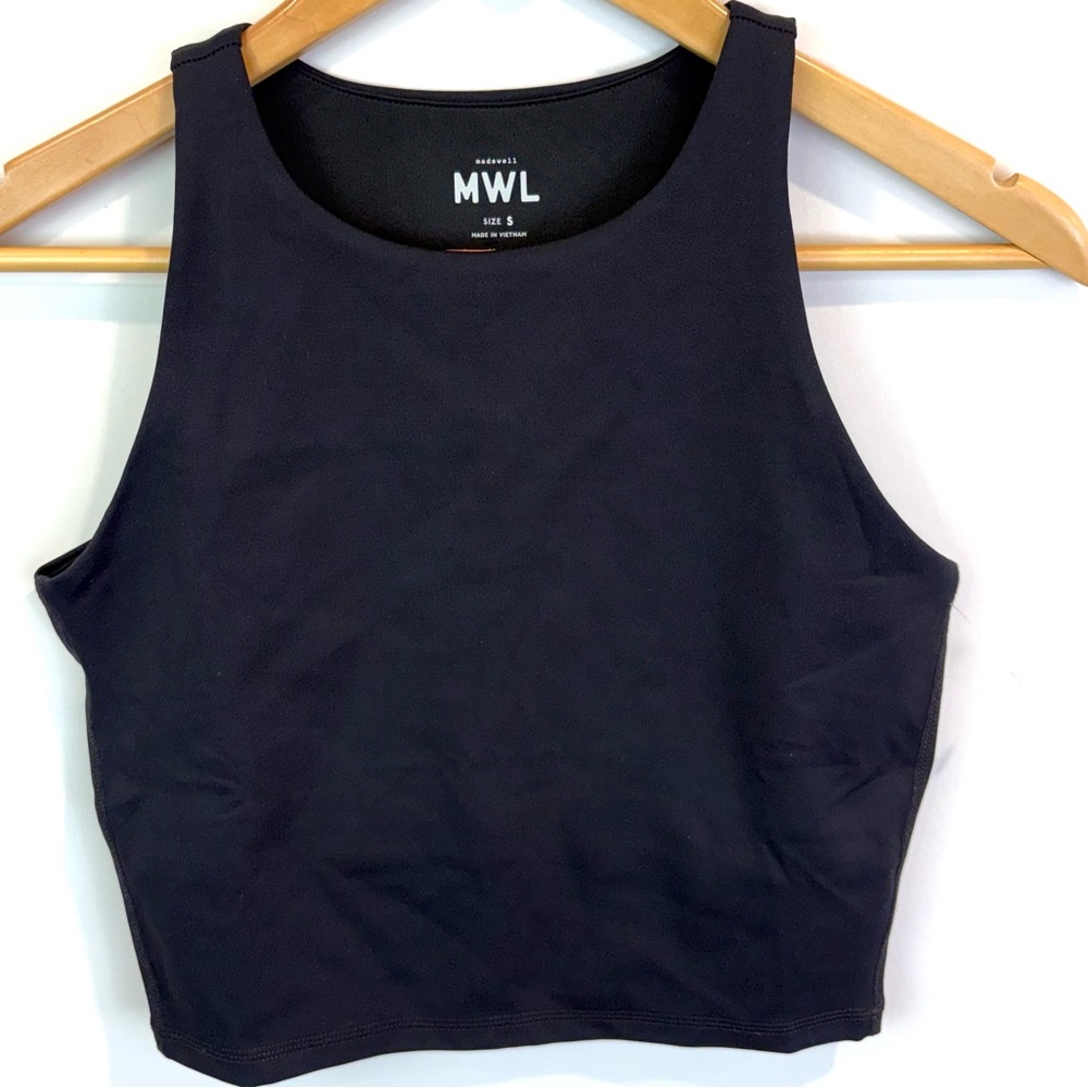 NWOT Madewell crop length black tank top size S